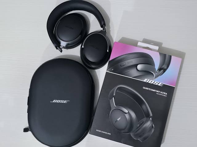 Bose Quiet Comfort Wireless Noise Cancelling Headphones, get 70% OFF Today